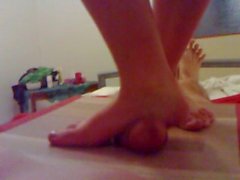 Amaterur POV - Barefeet cockbox footjob