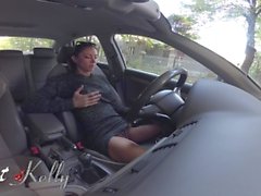 Uber driver got caught masturbating while playing Nutaku by the costumer