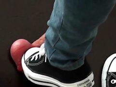 CBTrample - Lara Cuore - Converse Footprints in your