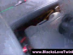 White guy sucking cock in car