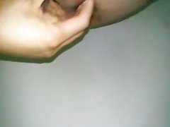 masturbation en wc. 6) bien exitado jugando con mis pies bien rico