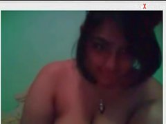 Chubby Omegle Teen Shows Huge Tits!