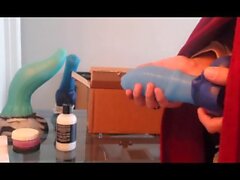 Reviewing the newest Bad Dragon toy in my collection!