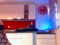 Sweet Blonde Camwhore Masturbating And Squirting On Webcam