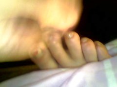 wife resting toejob cum on toes