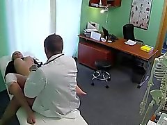 Doctor bangs sexy blonde patient in fake hospital