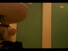 Fit Lad caught in dressing room