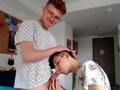 Amateur gay dude gives a straight a blowjob in glory hole
