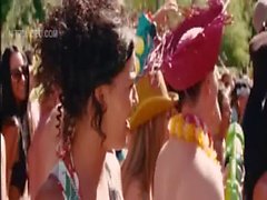 Celeb Kelly Brook nude and wet in Piranha 3D