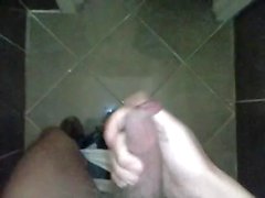 Piss nd cum eating in toalet no2 - XTube Porn Video - saturn_39