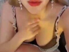 Omege japanese girl with big boobs on cams