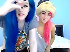 Two Insanely Hot Webcam Girls Chatting