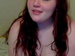 Chubby cam girl plays with her pussy