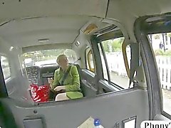 Amateur blonde customer gets her ass slammed in a taxi