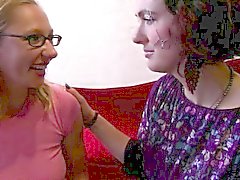 Ann meets a hardcore lesbian