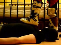 Trampling my servant with MX shoes very first time